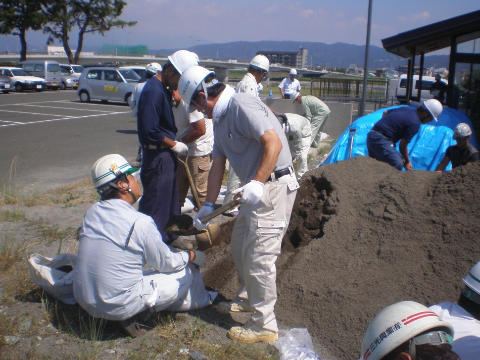 平成24年度　組合独自の防災応急復旧訓練を行いました。