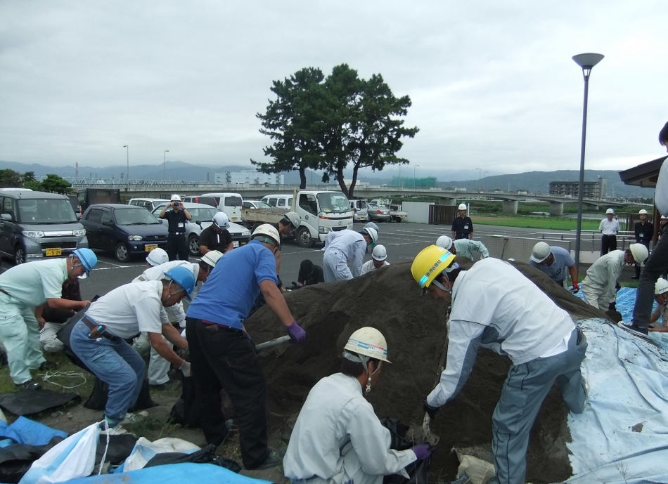 平成27年度　組合独自の災害応急復旧訓練を行いました。